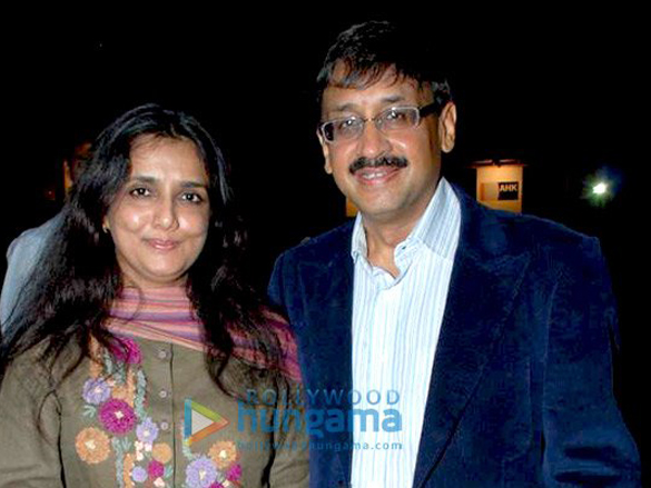 aanchal and shahwar at the opening of new racing season 9