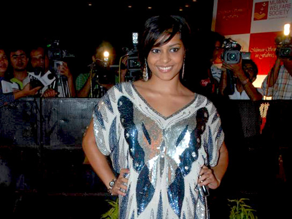 abhishekaishwaryakaransameera at a fashion tribute to kaifi azmi 14