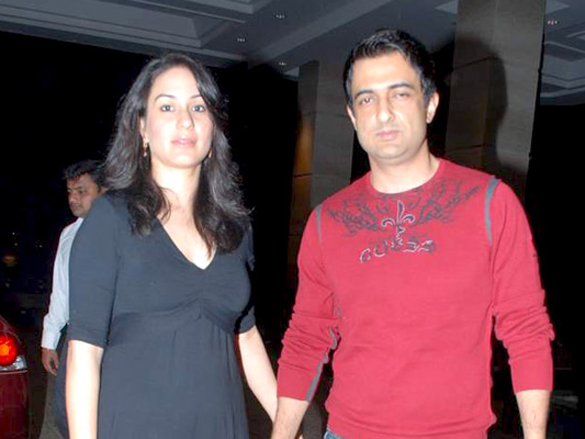 abhishekaishwaryakaransameera at a fashion tribute to kaifi azmi 26