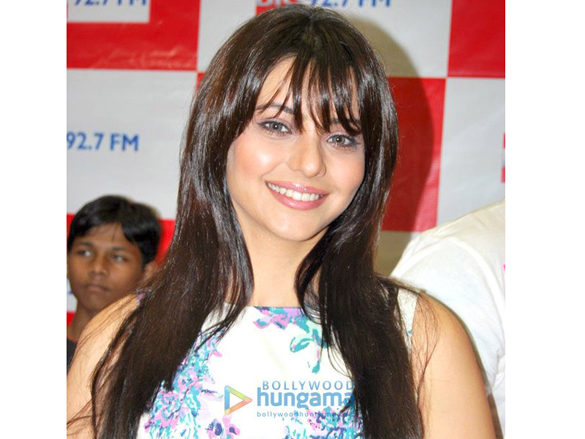 aftab and aamna promote aao wish karein on big fm 10