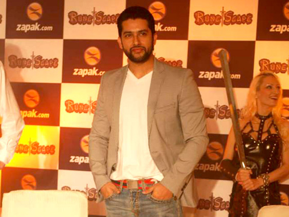 aftab shivdasani launches game for zapak 9
