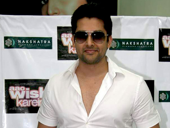aftab shivdasani promotes nakshatra 3