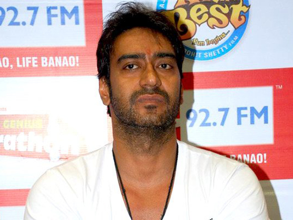 ajay and bipasha promote all the best 7