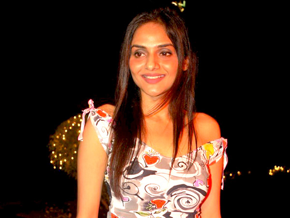 akshaykatrinaanil and sonam grace triumph lingerie show 25