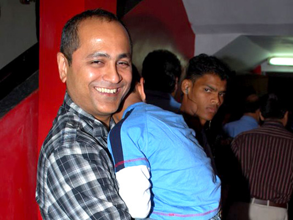 akshayneha and sameera at de dana dan screening 11