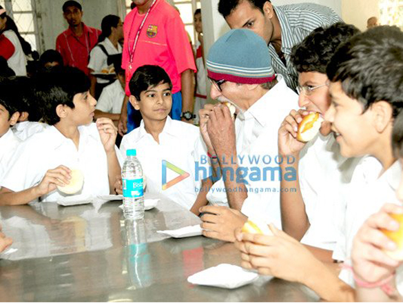 amitabh bachchan and vidya balan interact with students of jamnabai narsee school 14