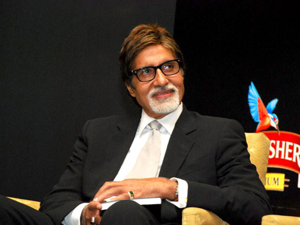 amitabh bachchan unveils om puris unlikely hero 5