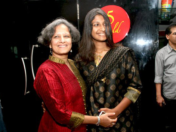 amol palekar and makrand at the media meet of samaantar 9