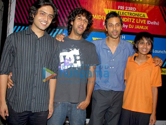 anushka manchanda at the album launch of what heart 11