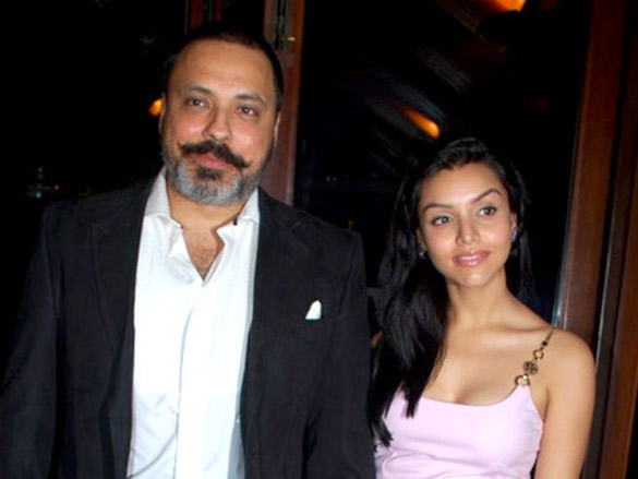 arjun khanna kaya bash 15