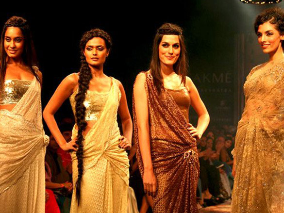 arjun rampal graces tarun tahiliani lfw finale show 4