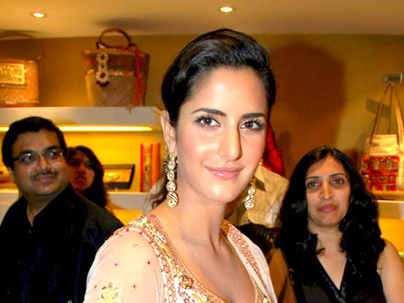 big b and katrina kaif grace vikram phadnis store opening 37