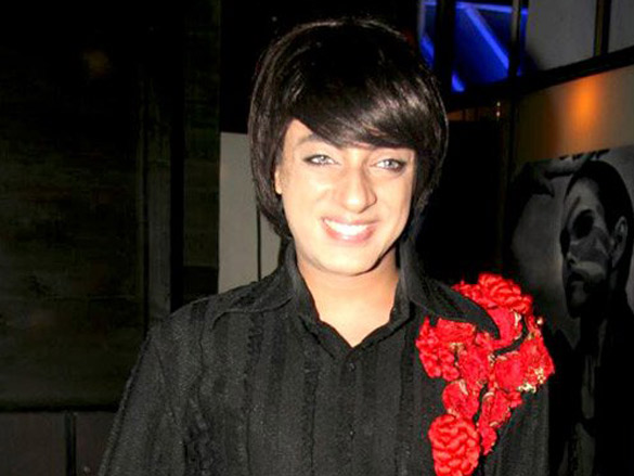 bollywood and fashion rocks at the launch of eskimovie 5
