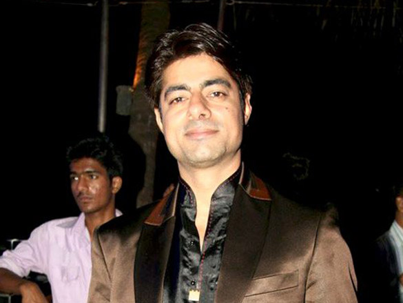 bollywood and fashion rocks at the launch of eskimovie 11