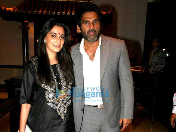 chunky pandey and sunil shetty at taj khazana opening 3