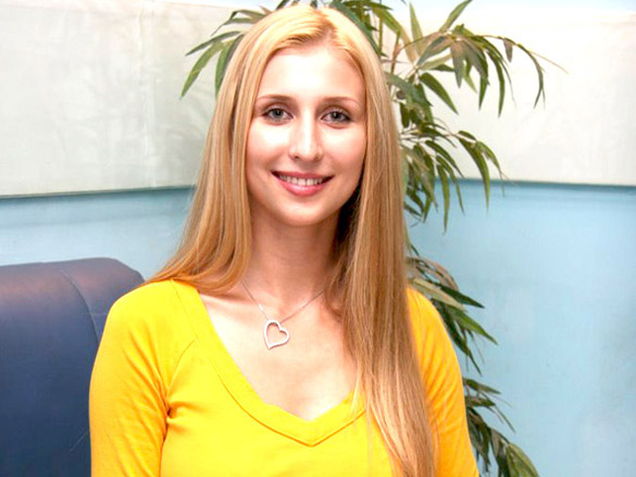 claudia ciesla meets the media after her bigg boss exit 6