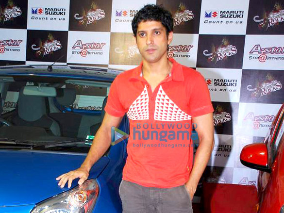 farhan akhtar performs live at a star rocks show 15