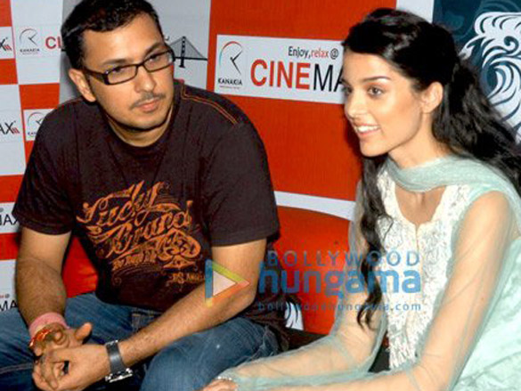 giselle monteiro at the press meet of love aaj kal 4