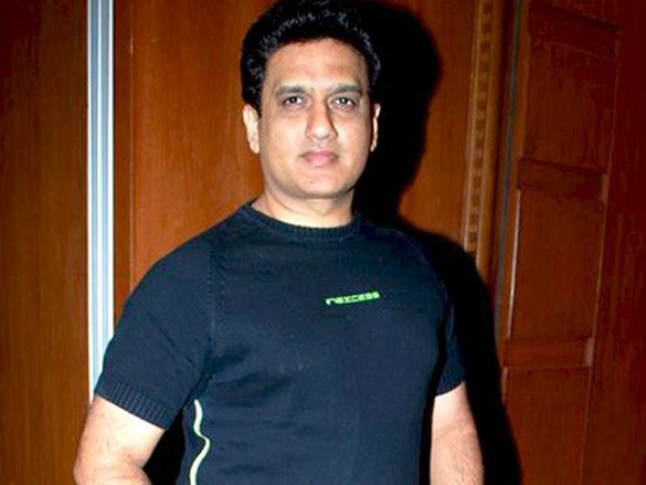 govinda rocks at go fish entertainments 5th year celebration bash 11