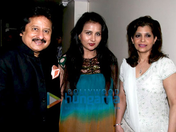 gulzar unveils bhupinders music album 5