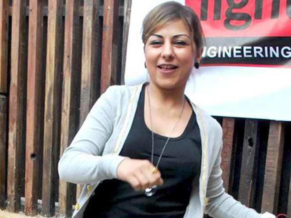hard kaur lends her support to ngo fight back 9