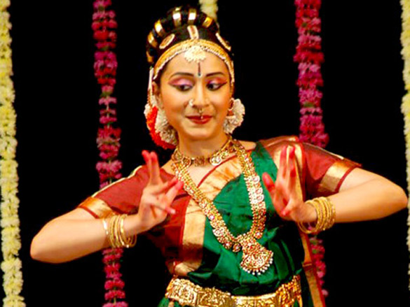 hema malini graces classical dance performance 7