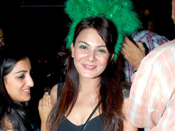 imran khan and dino morea at elbo room halloween bash 11