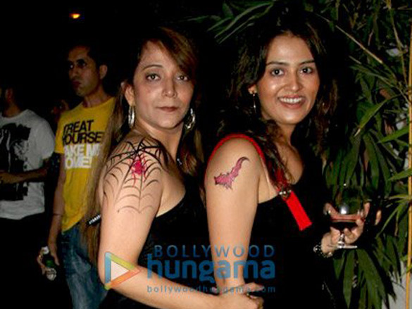 imran khan and dino morea at elbo room halloween bash 15