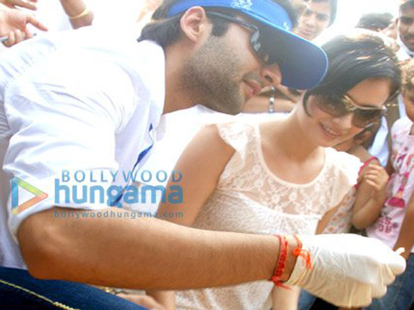 international coastal clean up at juhu beach 3