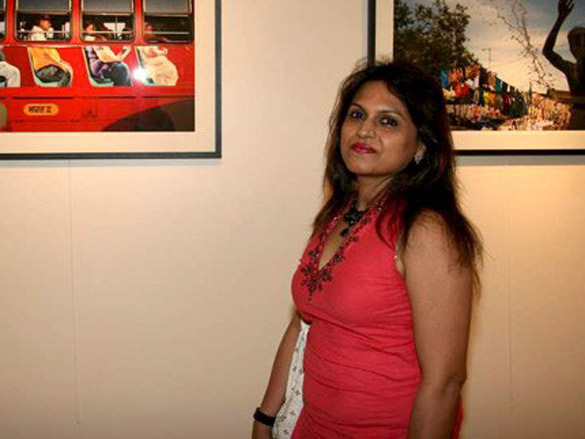 jackie shroff graces pratim banerjees art exhibition 11