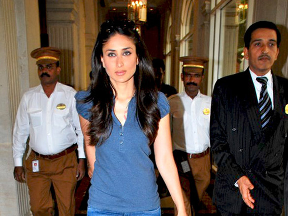 kareenasharman and madhavan unveil 3 idiots game 12