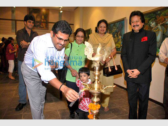 pankaj udhas inaugurates bratin khans exhibition 2