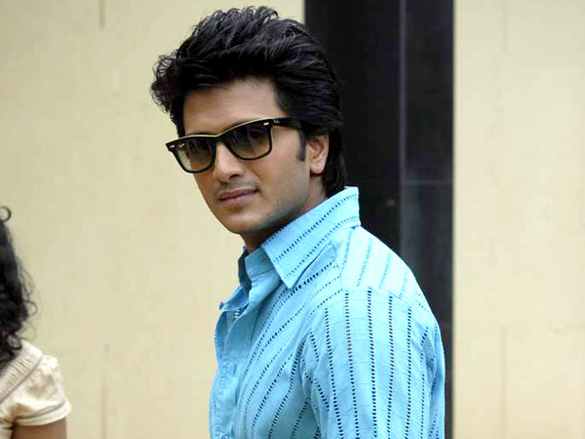 press meet of the film do knot disturb 23