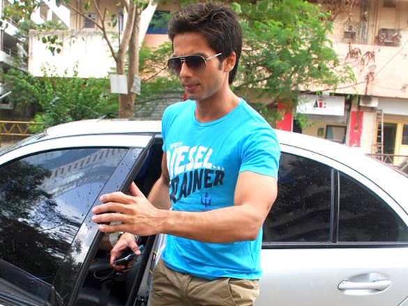 shahid kapoor at the kaminey promotion 8