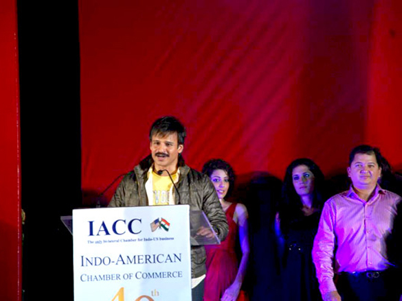 vivek oberoi promotes prince its showtime at the indo american chamber of commerce corporate awards 5