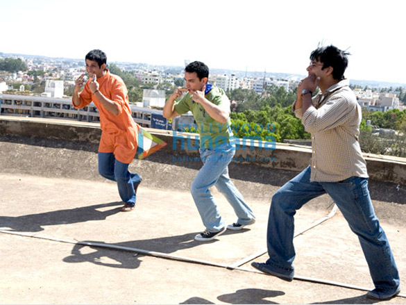 aamir khanr madhavansharman joshi 9
