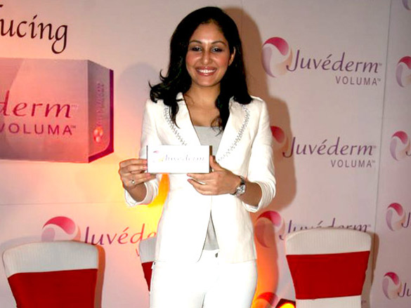 pooja chopra unveils juvederm voluma 9