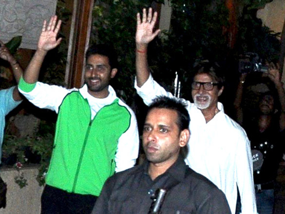 amitabh and abhishek bachchan spotted at jalsa 2