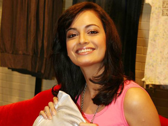 dia mirza at the launch of vero moda store 5