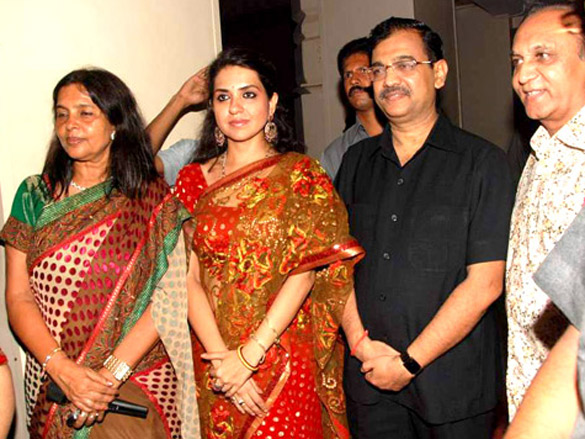 sonu sood omi and abhijeet at giants fund raiser 9