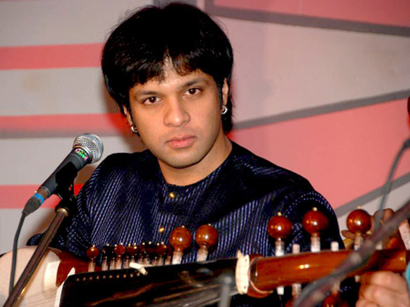 amaan and ayaan ali perform at the week man of the year award 9