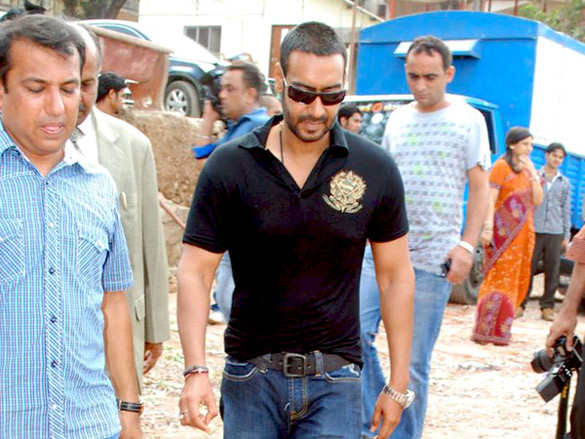 ajay devgn inaugurates roha groups satsang bharti township 11