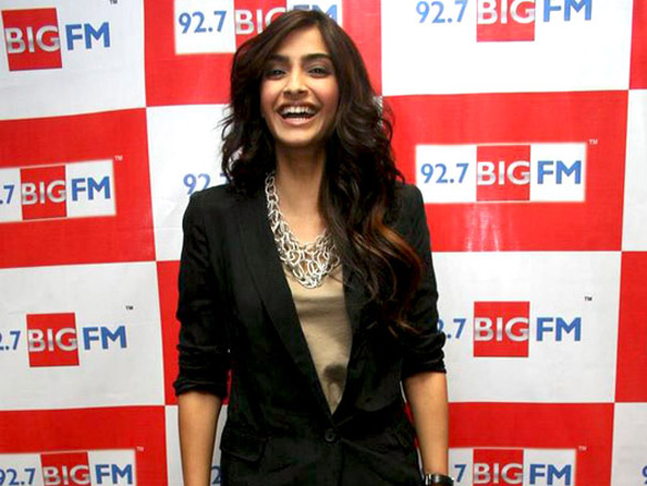 sonam kapoor promotes i hate luv storys at 92 7 big fm 8