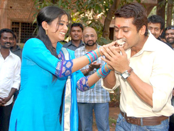 on the sets of rakta charitra i 4