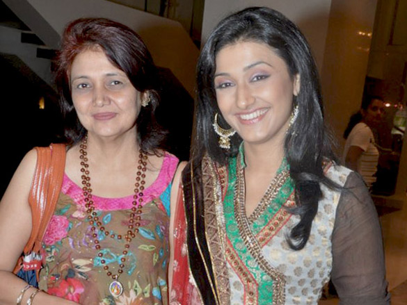 top tv celebs rock 3rd gold awards 2010 announcement 11