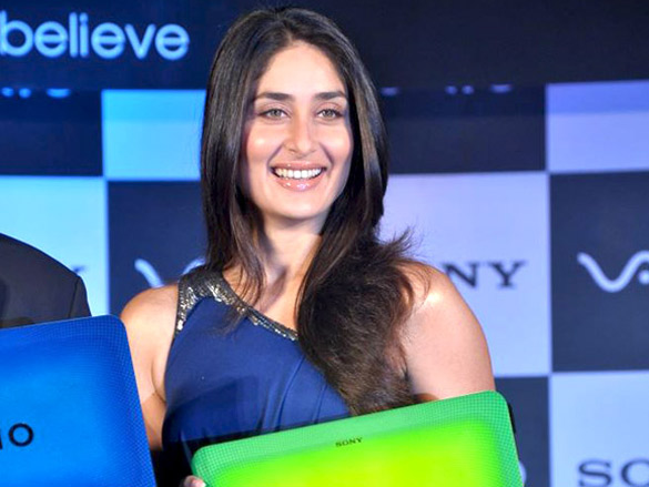 kareena kapoor unveils latest sony viao series laptop 6