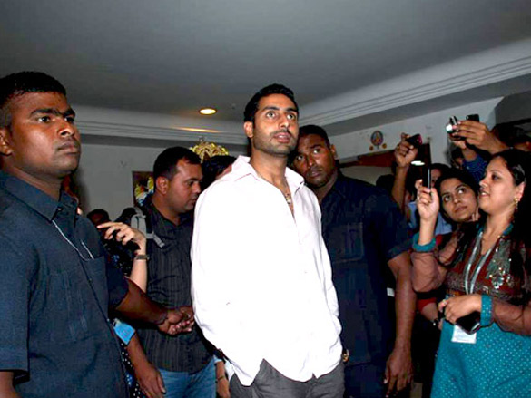abhishek bachchan promotes raavan on radio city 91 1 fm 9