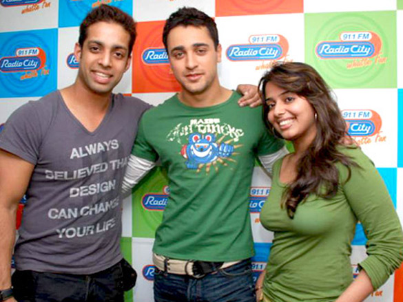 imran khan promotes i hate luv storys on radio city 91 1 fm 5