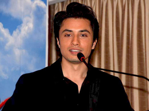 ali zafar promotes tere bin laden 6