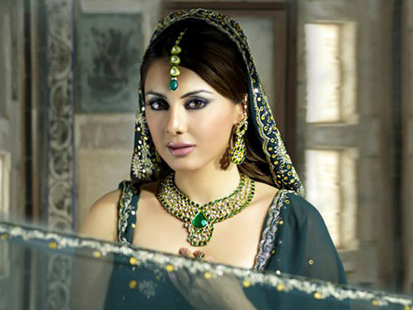 minissha lamba 32